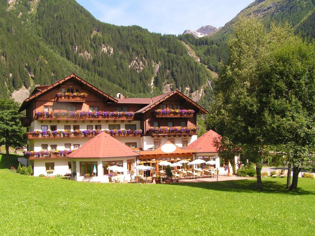 Alpenhotel Badmeister Flattach Eksteriør bilde