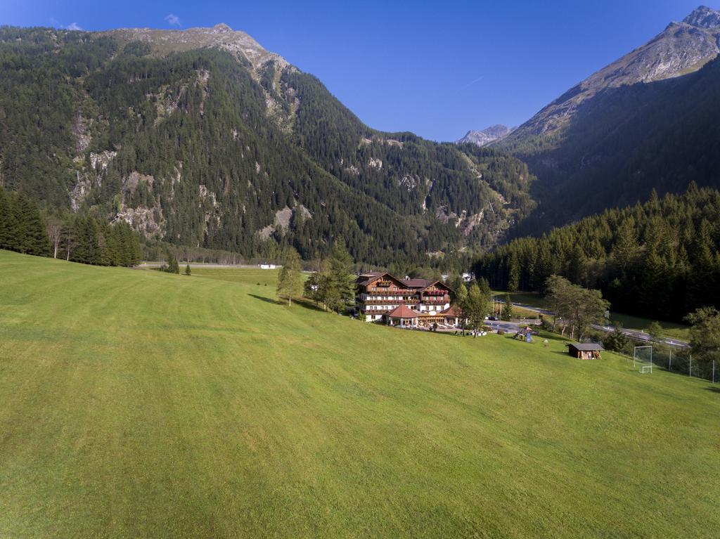Alpenhotel Badmeister Flattach Eksteriør bilde
