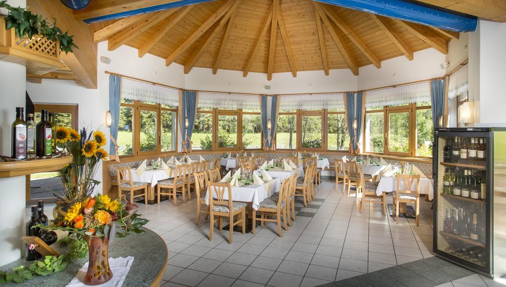 Alpenhotel Badmeister Flattach Eksteriør bilde