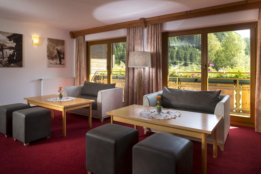Alpenhotel Badmeister Flattach Eksteriør bilde
